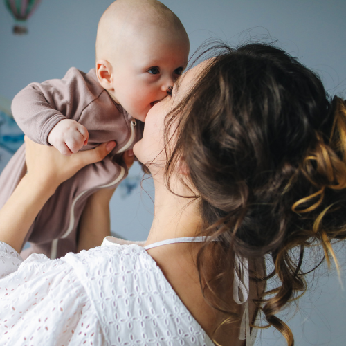 Die Geburt eines Kindes ist eines der emotionalsten Ereignisse im Leben einer Frau und der ganzen Familie.