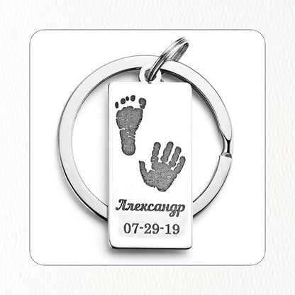 Chril - Schlüsselanhänger Baby Neugeborenes Schlüsselanhänger personalisiert Name Maße – 3x1,5cm Motiv personalisiert individuell Geschenk Weihnachtsgeschenk Gravur Edelstahl eckig Geburtsdatum Geburtsdaten graviert Mama Papa Eltern Tochter Sohn Neffe Schwiegersohn Erinnerung Liebe Gedenken Geburt Elternzeit einzigartig Gewicht Größe Höhe Junge Mädchen Babyboy Babygirl Anhänger